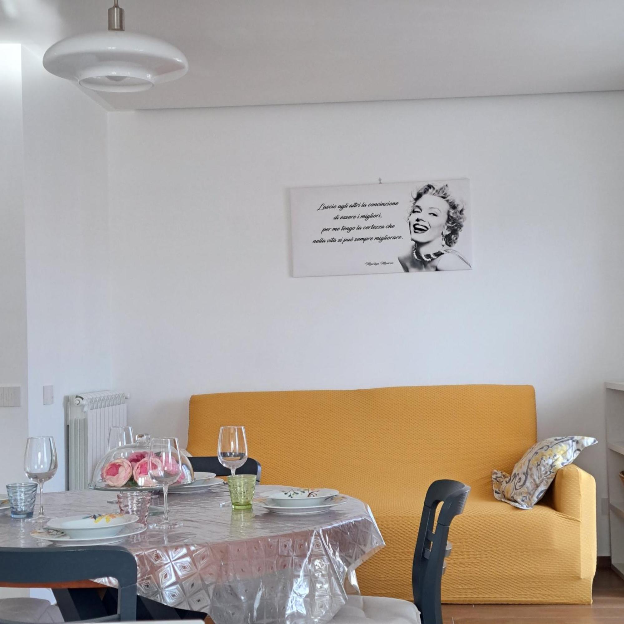 アジェーロラCasa Marilynアパートメント エクステリア 写真